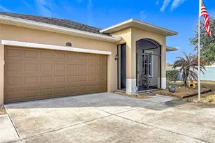 13000 Yale Bluff Dr, Grand Island, FL 32735 - Photo 4