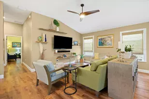 1483 Emma Pl, The Villages, FL 32163 - Photo 10