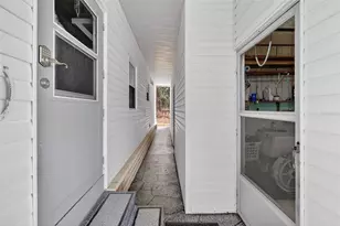 156 Royal Palm Dr, Leesburg, FL 34748 - Photo 32