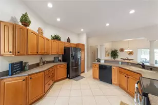 8761 SE 168th Kittredge Loop, The Villages, FL 32162 - Photo 18