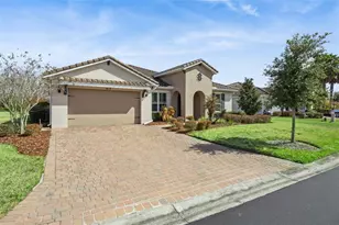 812 San Raphael St, Poinciana, FL 34759 - Photo 6