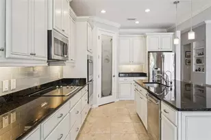 812 San Raphael St, Poinciana, FL 34759 - Photo 16