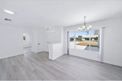 2210 Blackwood Drive, Venice, FL 34293 - Photo 10