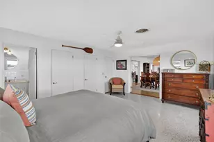 33225 Lakeshore Dr, Tavares, FL 32778 - Photo 26
