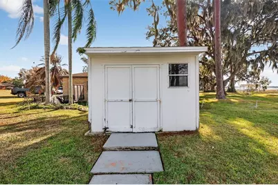 33225 Lakeshore Drive, Tavares, FL 32778 - Photo 46