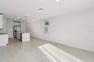 875 Sunshower Dr, Lady Lake, FL 32159 - Photo 6