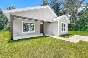 919 Cr 482C, Lake Panasoffkee, FL 33538 - Photo 2