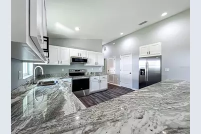 919 Cr 482C, Lake Panasoffkee, FL 33538 - Photo 14