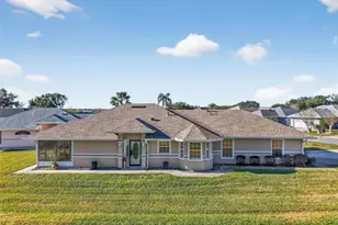 21618 Queen Elizabeth Ct, Leesburg, FL 34748 - Photo 2