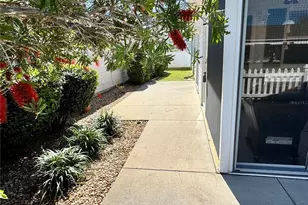 2569 Errol Terrace, The Villages, FL 32162 - Photo 4