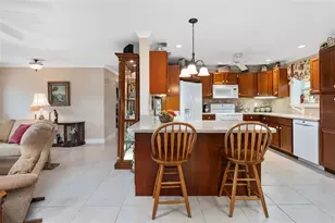 98 Mockingbird Ln, Eustis, FL 32726 - Photo 14