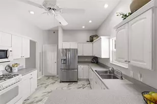 2261 Welcome Way, The Villages, FL 32162 - Photo 6