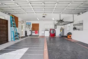 1833 W Schwartz Blvd, The Villages, FL 32159 - Photo 36