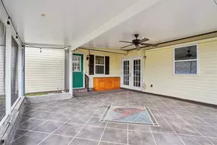 1833 W Schwartz Blvd, The Villages, FL 32159 - Photo 8