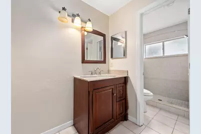 6131 Sparling Hills Circle, Orlando, FL 32808 - Photo 10