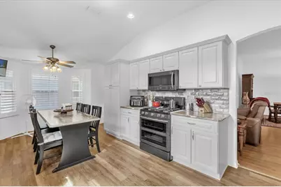 1462 Pelican Path, The Villages, FL 32162 - Photo 10