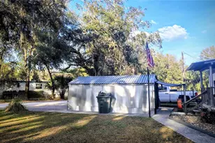 5990 NE 37th St, Silver Springs, FL 34488 - Photo 4