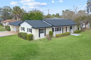 1310 E Crooked Lake Dr, Eustis, FL 32726 - Photo 32