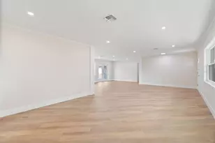 1310 E Crooked Lake Dr, Eustis, FL 32726 - Photo 10