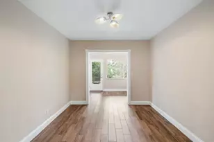 107 E Magnolia Ave, Howey in the Hills, FL 34737 - Photo 12