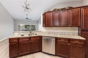 5308 Bowline Ct, Oxford, FL 34484 - Photo 8