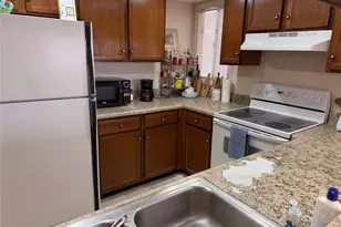 1051 S Highland St, Mount Dora, FL 32757 - Photo 6