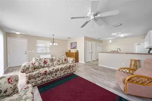 17360 SE 78th Draughton Ct, The Villages, FL 32162 - Photo 10