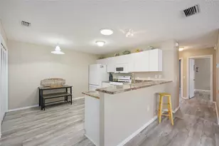 17360 SE 78th Draughton Ct, The Villages, FL 32162 - Photo 12