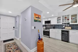 101 N Grandview St, Mount Dora, FL 32757 - Photo 4