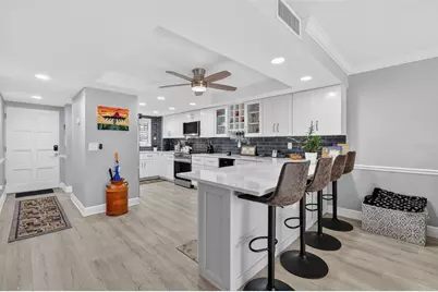 101 N Grandview Street #206, Mount Dora, FL 32757 - Photo 12