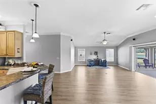 1595 Golden Ridge Dr, The Villages, FL 32162 - Photo 6