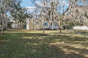 832 E 9th Ave, Mount Dora, FL 32757 - Photo 2