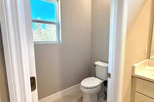 132 W Prairie St, Center Hill, FL 33514 - Photo 12