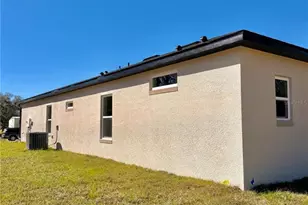 132 W Prairie St, Center Hill, FL 33514 - Photo 26