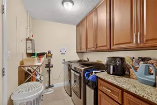 1404 Regency Ct, Leesburg, FL 34748 - Photo 28