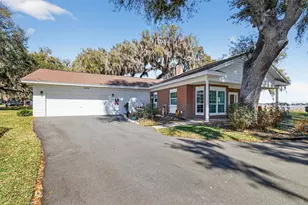 1404 Regency Ct, Leesburg, FL 34748 - Photo 2