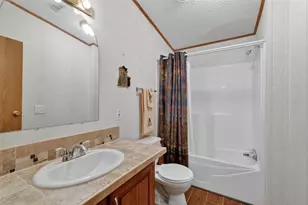 35343 Lake Josephine Dr, Fruitland Park, FL 34731 - Photo 22