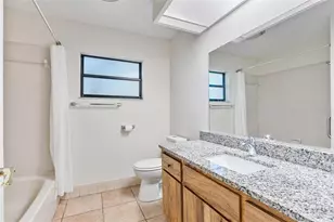 36035 E Spring Lake Blvd, Fruitland Park, FL 34731 - Photo 22