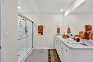 4656 Crossroads Ln, Wildwood, FL 34785 - Photo 24