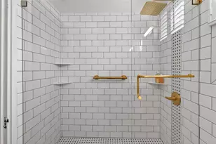 932 N McDonald St, Mount Dora, FL 32757 - Photo 24