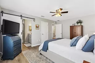 2737 Craven Way, The Villages, FL 32162 - Photo 18