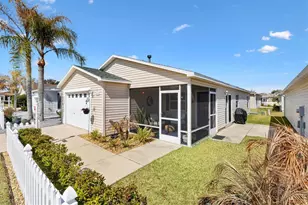 2737 Craven Way, The Villages, FL 32162 - Photo 4