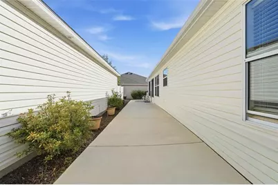 2311 Crestview Street, The Villages, FL 32162 - Photo 4