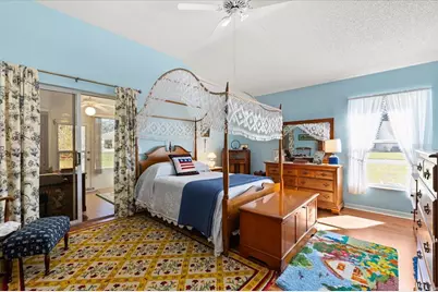 1301 Fontana Court, The Villages, FL 32159 - Photo 4