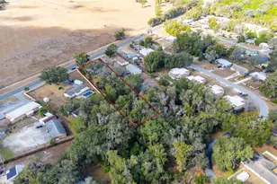 1565 N C 470, Lake Panasoffkee, FL 33538 - Photo 16