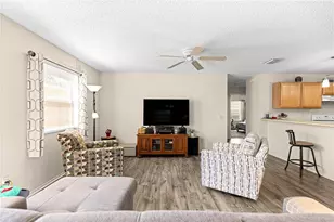 16938 SE 94th Sunnybrook Cir, The Villages, FL 32162 - Photo 6