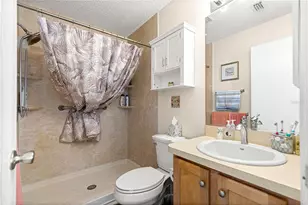 16938 SE 94th Sunnybrook Cir, The Villages, FL 32162 - Photo 22