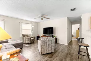 16938 SE 94th Sunnybrook Cir, The Villages, FL 32162 - Photo 8