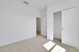 2932 Supermarine Rd, Tavares, FL 32778 - Photo 22