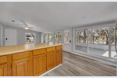 9043 SE 180th Ave, Ocklawaha, FL 32179 - Photo 16